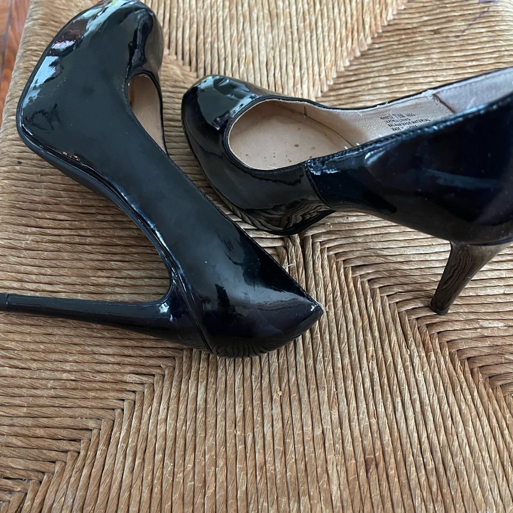 Chinese Laundry patent high heels, size 7.5